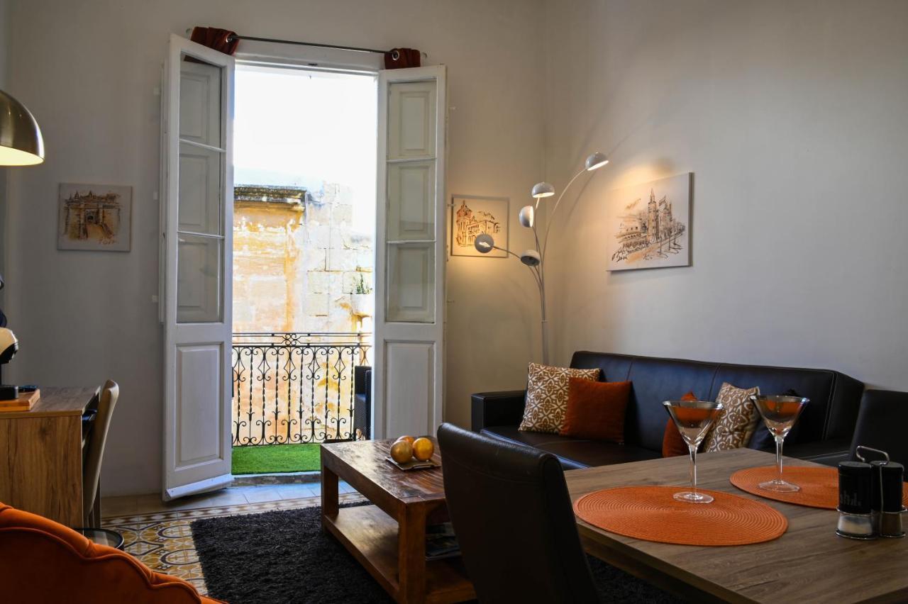 Bebirgu Palazzino Luxury 2 Jacuzzi To Share Apartment Ngoại thất bức ảnh