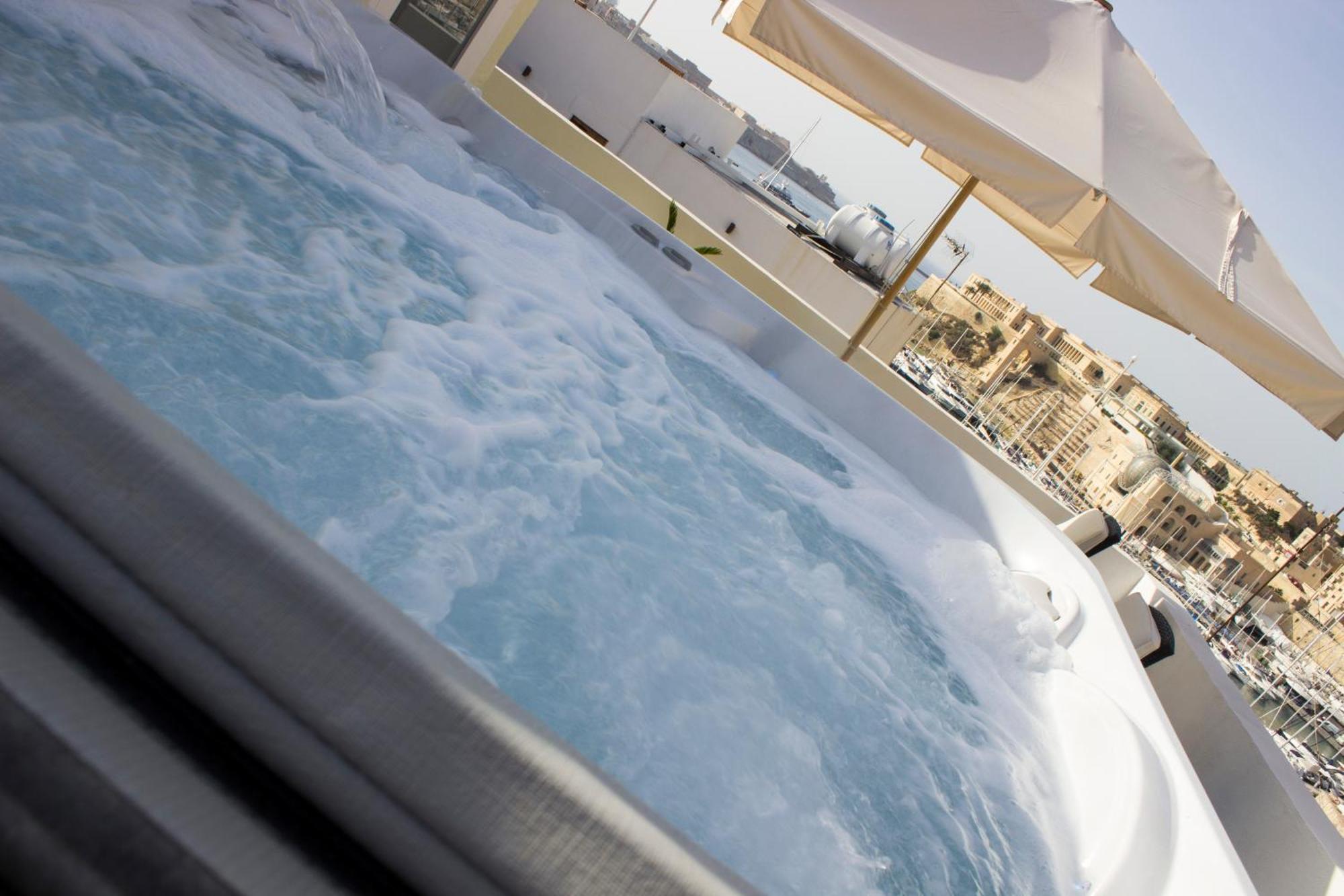 Bebirgu Palazzino Luxury 2 Jacuzzi To Share Apartment Ngoại thất bức ảnh